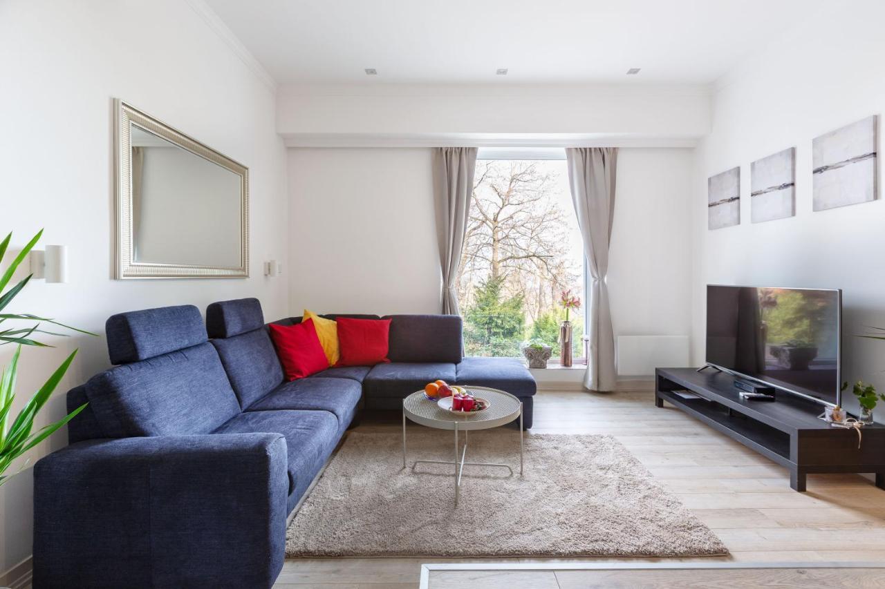 Panoramic Comfort In The Luxurious Green District! Budapest Exterior photo